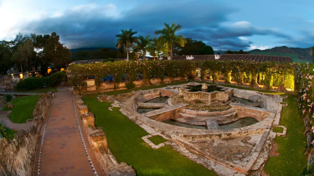 Hotel Museo Spa Casa Santo Domingo Antigua Luaran gambar Algar do Carvão, Caldas das Termas, 2017